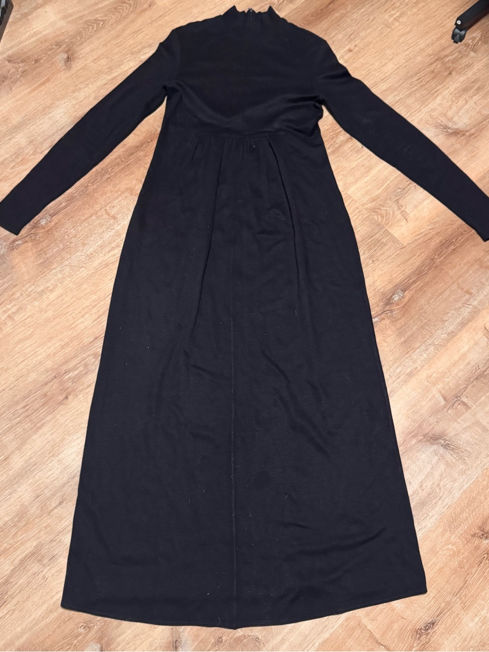 henri bendel Black Long-Sleeve Maxi Dress size 2